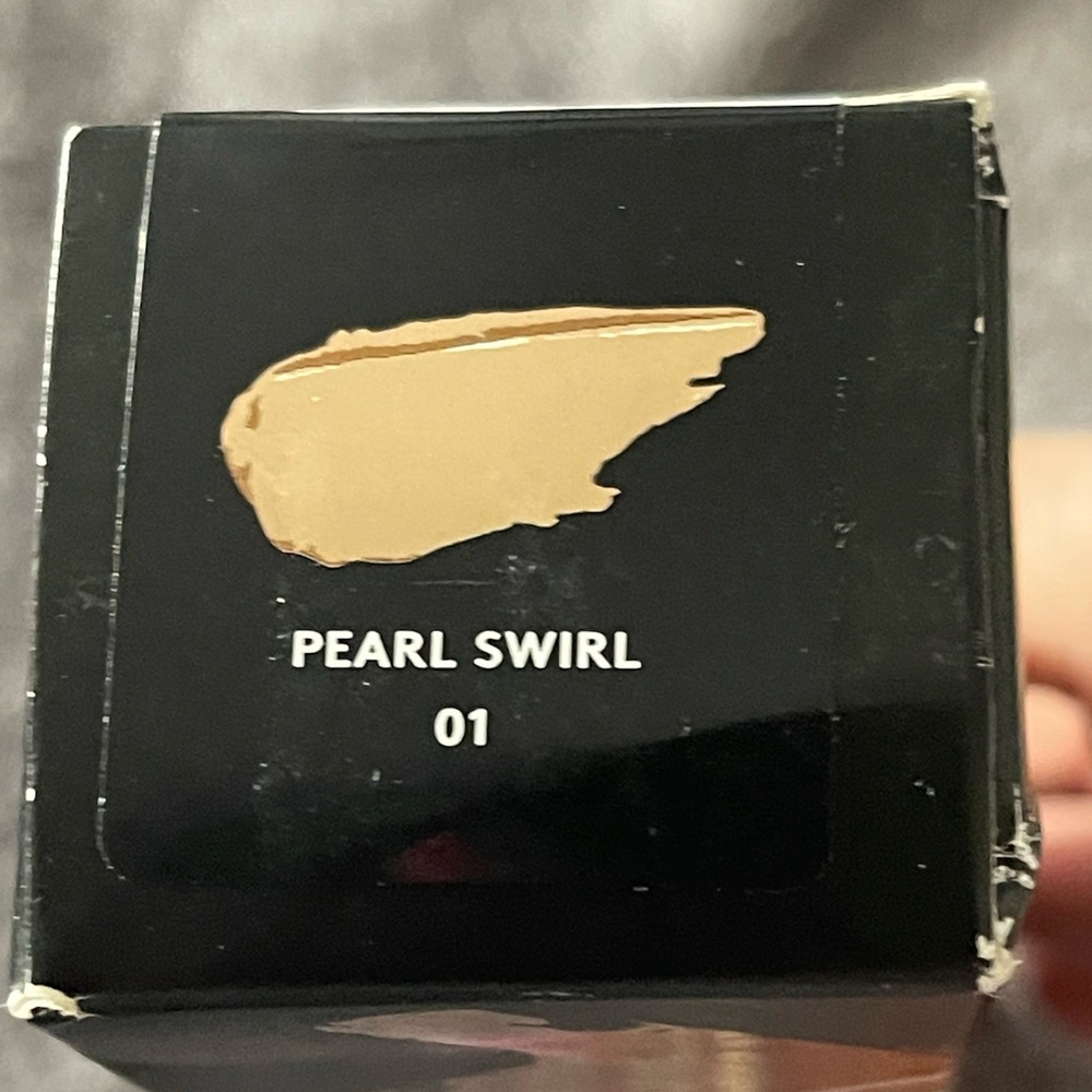 Fenty Pearl Swirl 01 Body Sauce Body Luminizing Tint - Picture 4 of 5